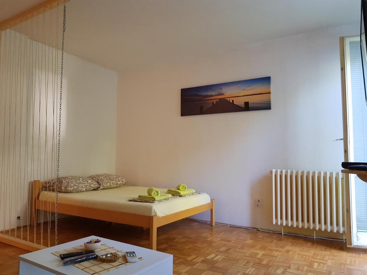 Apartman Blok Διαμέρισμα Βελιγράδι Εξωτερικό φωτογραφία